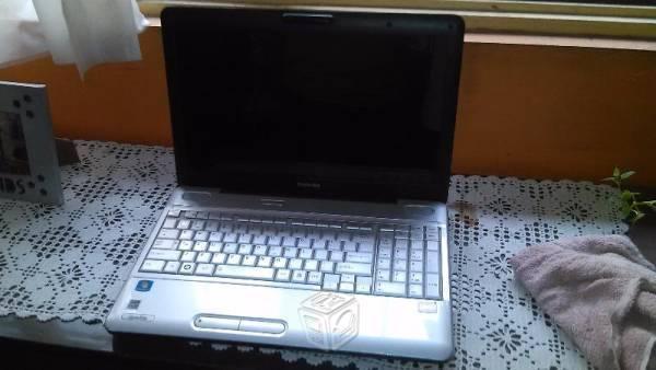 Laptop Toshiba Satellite L500 para refacciones