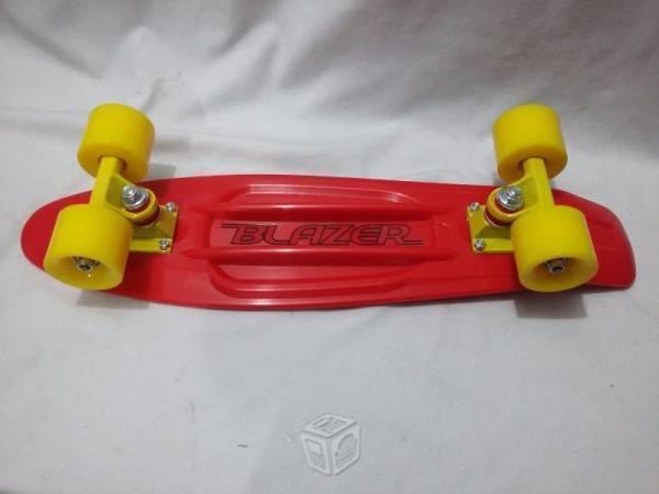 Mini Cruiser Retro Reforzado rojo