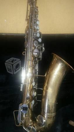 Saxofon alto buescher