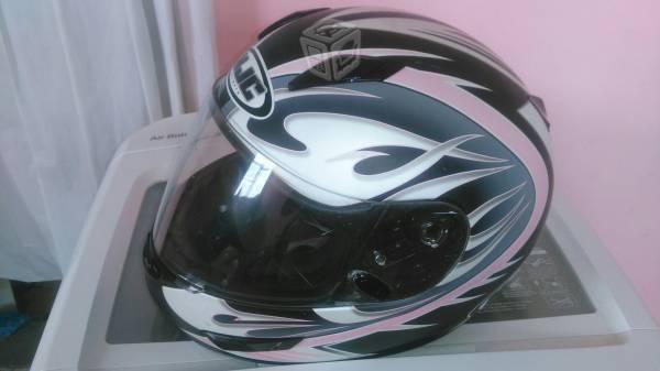 Casco HJC para motociclista