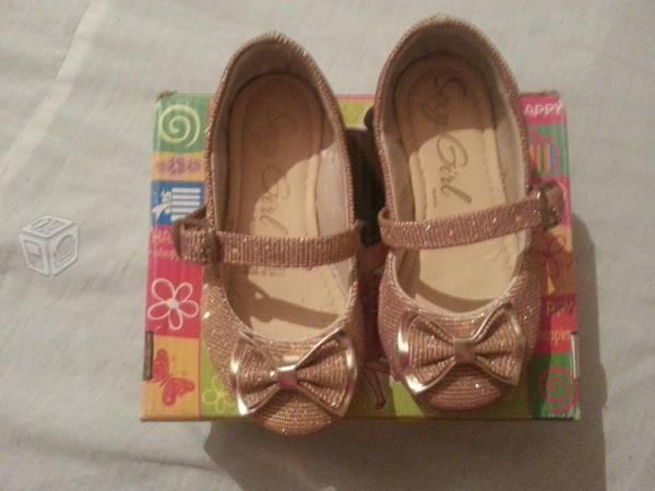 Zapatos de niña