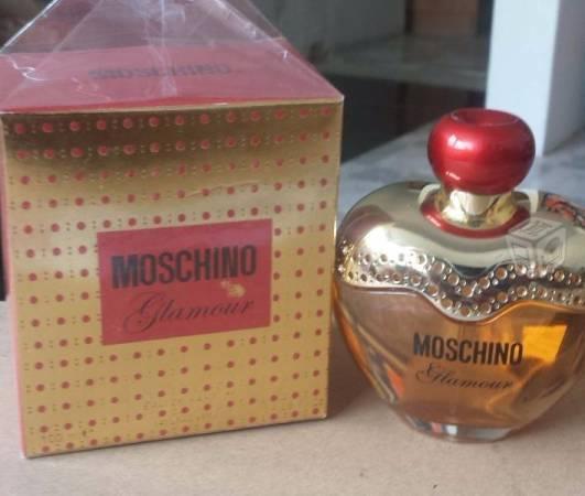 Perfume Moschino Glamour seminuevo