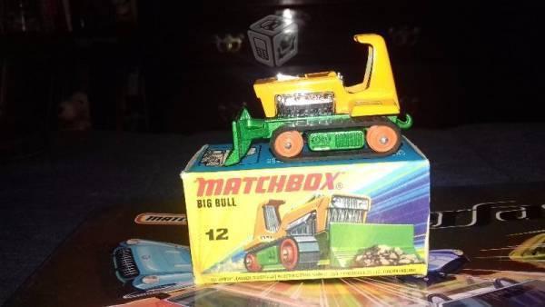 Matchbox big bull new 12, 1975