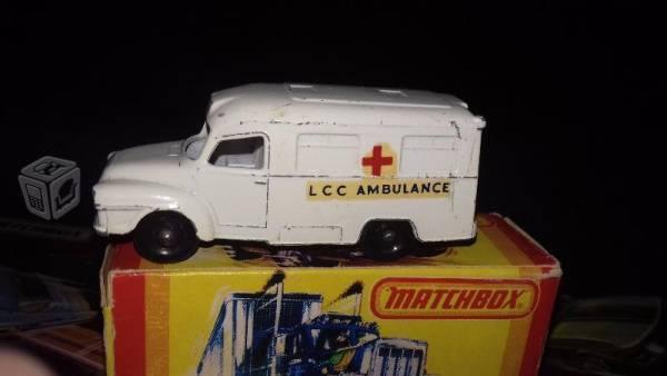 Matchbox collect lomas ambulance no 14