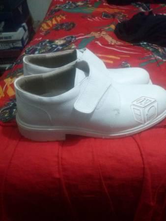 Zapatos Blancos nuevos