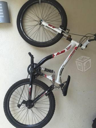 Bicicleta GT