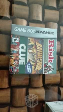 Risk,Battleship y clue 3 en 1 Game Boy Advance