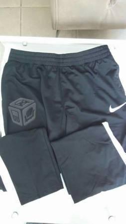 Pants Nike talla XL nuevo
