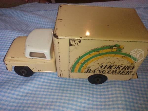 Camión Alcancía Ahorro Bancomer de lámina años 60s