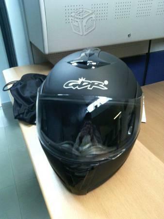 Vendo casco marca grx