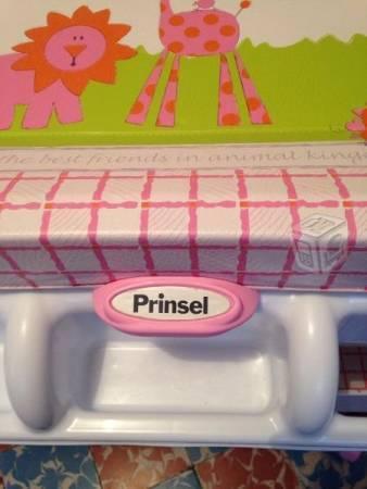 Bañera con cambiador marca PRINSEL