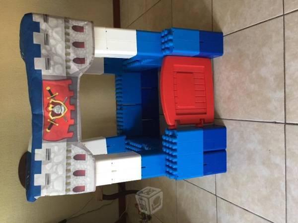 Mega Bloks Knight's Castle