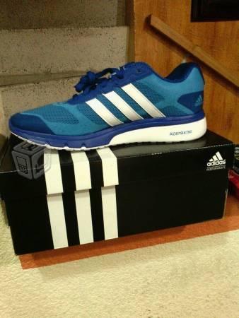 Tenis nuevos Adidas num 26 1/2