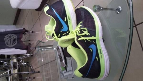 Tenis nike dual fushion lite