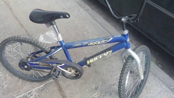 Bicicleta nuevo en buenas condisiones