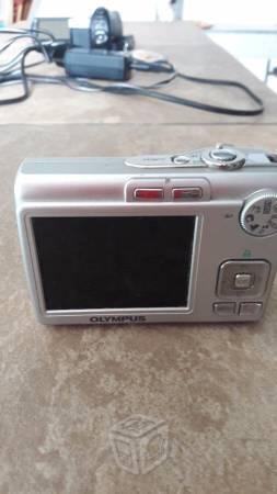 Camara digital olimpus