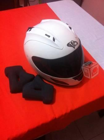 Vendo casco para moto Deportiva