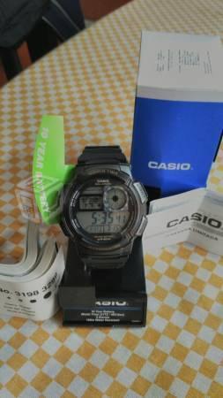 Reloj casio hora mundial