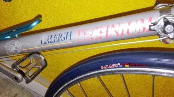 bicicleta Raleigh cuadro aluminio