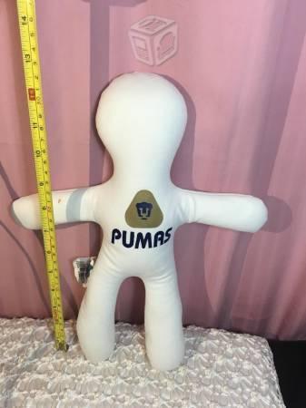 Peluche de equipo pumas