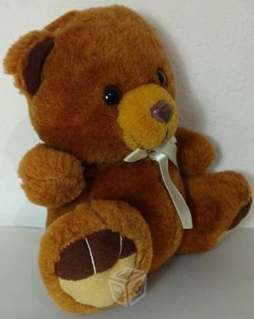 Peluche de oso cafe con moñito