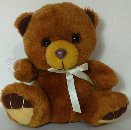 Peluche de oso cafe con moñito