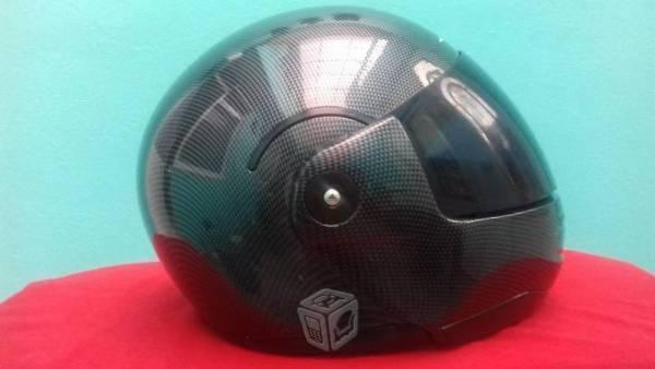 Casco para motociclista