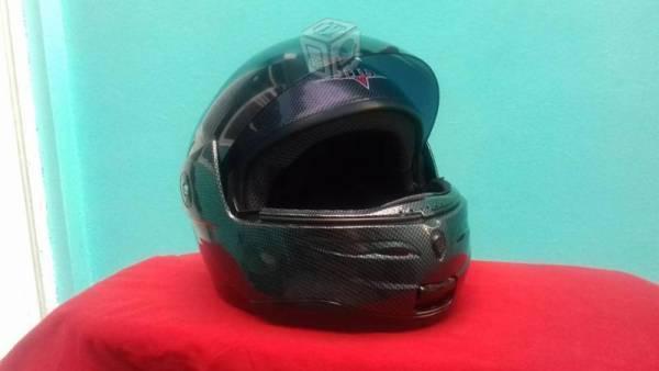 Casco para motociclista