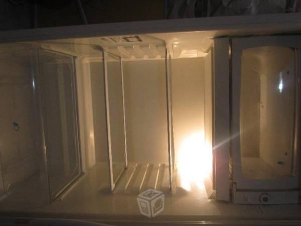 Refrigerador semi-automático mabe