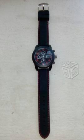 Se vende reloj marca:polo