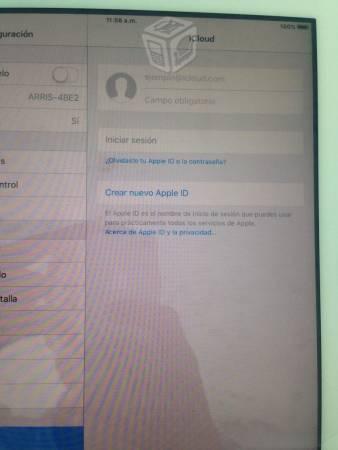 IPad 2 16gb estrellada pero sirve todo