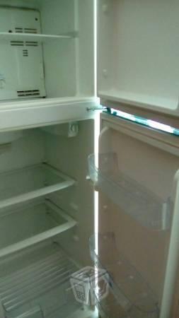 Refrigerador daewood 10