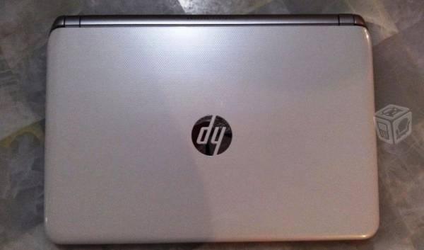 Laptop HP Amd A8 6 Ram 500 Disco Duro