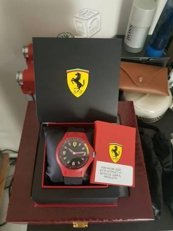 reloj Ferrari Rojo nuevo