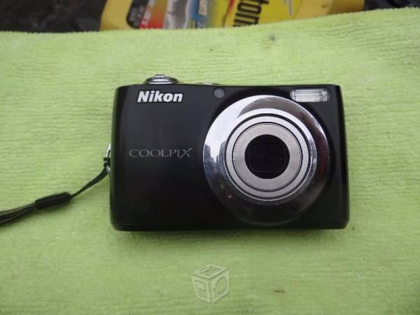 Nikon coolpix 12MP