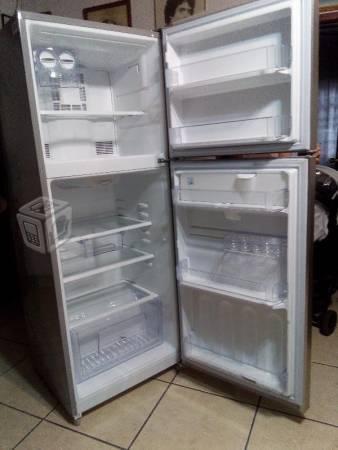 Refrigerador mabe desempacado