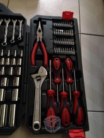 Set de herramientas en maletín