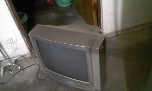 Tv panasonic 21