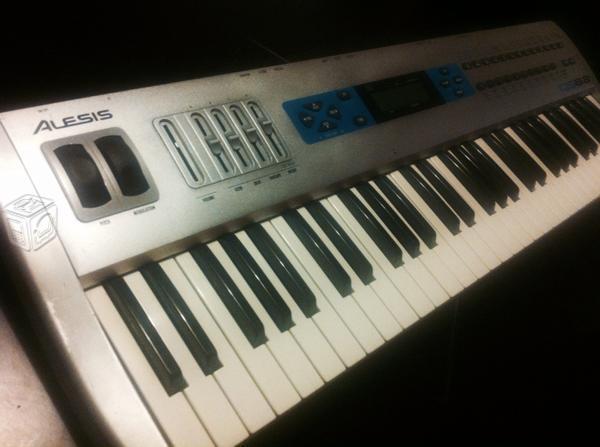 Alesis QS6.2