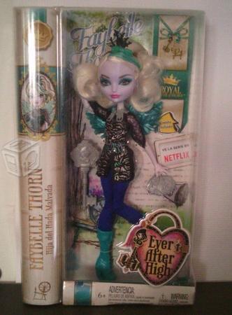 Muñeca Ever After High.Faybelle Thorn,Nueva.V/C