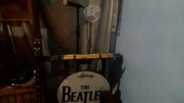 Rock band the beatles xbox 360
