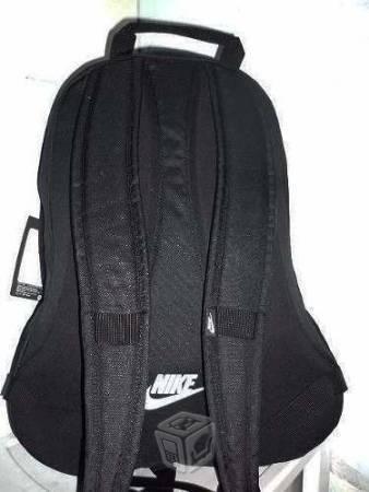 Mochila Nike Futura M 2.0