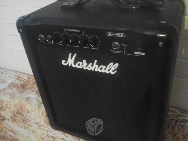 Amplificador Marshall B25 para bajo