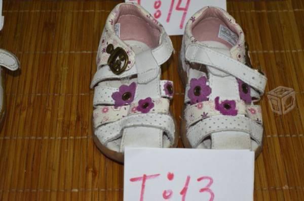 Lote 6 pares zapatos niña,12, 13, 13.5, 14(2) Y 15