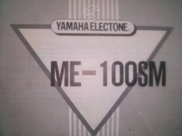 Organo Yamaha ME-100SM