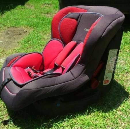 Asiento para auto de bebé