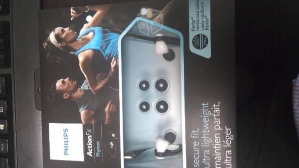 Audifonos deportivos Philips Action Fit
