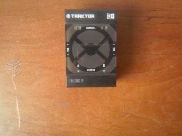 Interfaz para DJ Traktor Audio 2 MKI