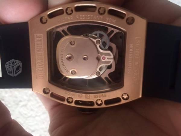 Reloj Richar mille calavera dorada automatico cuar