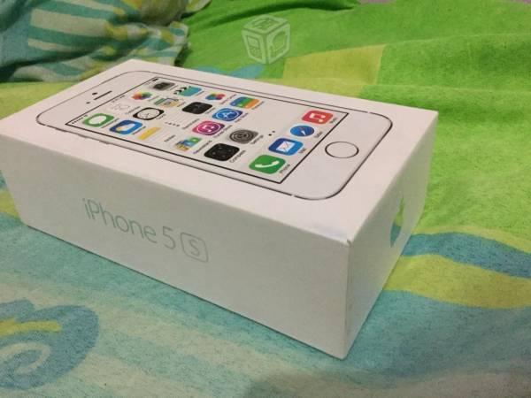 IPhone 5s color plata 16gb